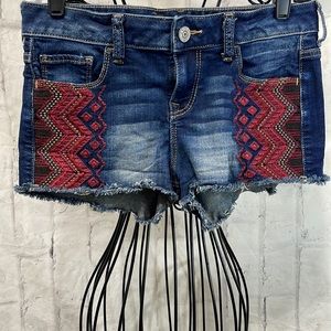 Express Denim Shorts Dark Wash Embroidered Bohemian Cutoff Low-Rise Whiskered